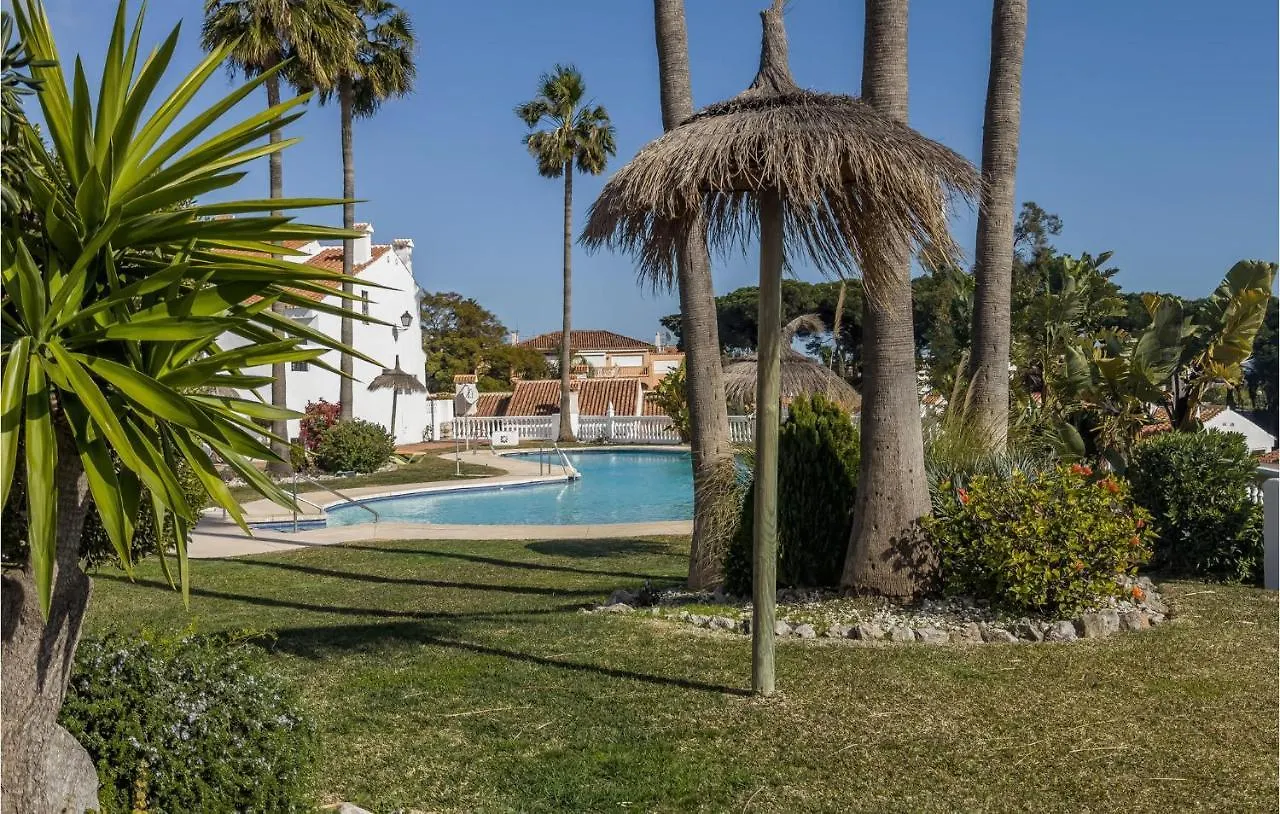 2 Bedroom Stunning Apartment In Benalmádena