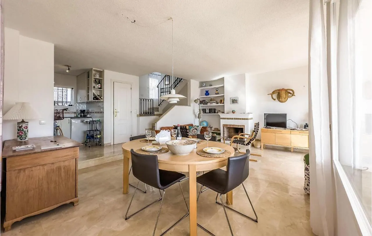 2 Bedroom Stunning Apartment In Benalmadena