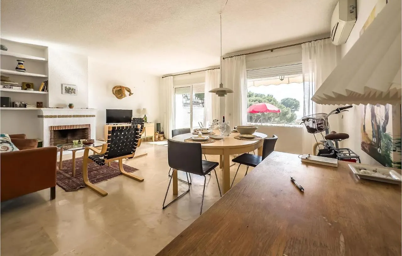 2 Bedroom Stunning Apartment In Benalmadena